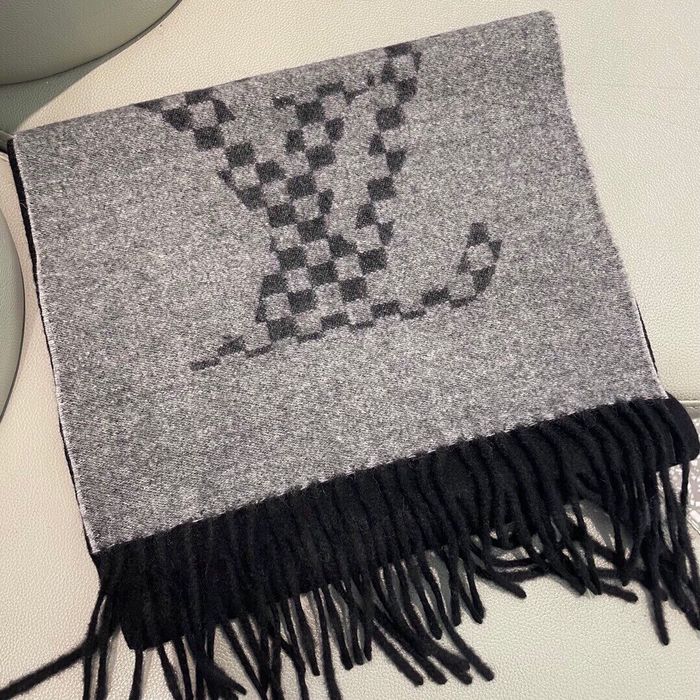 Louis Vuitton Scarf LV00025